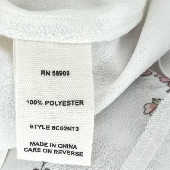 NWT Chelsea & Violet Wrap Skirt Floral Size Medium - Picture 12 of 14